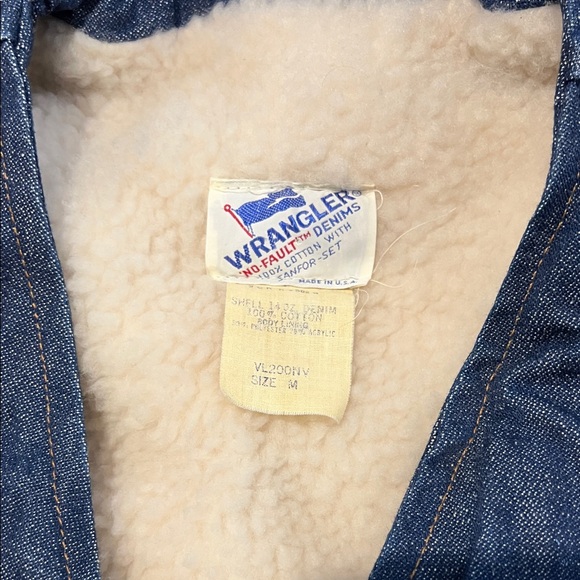 Vintage Wrangler 70’s Blue Denim Vest with Sherpa Lining - Picture 2 of 3